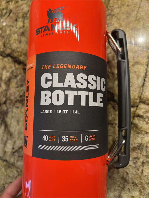 فلاسک استنلی مدل Legendary Classic Bottle | ظرفیت 1.1 لیتری