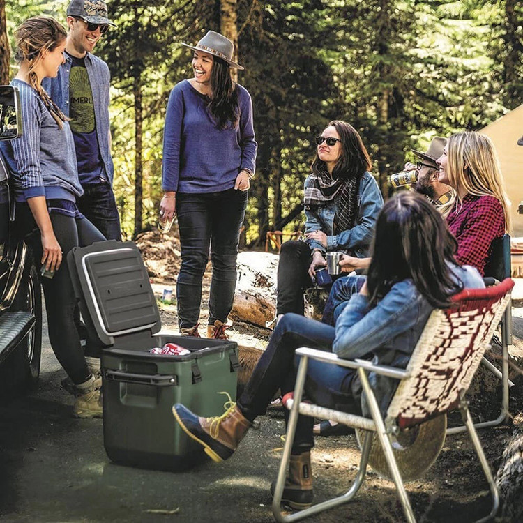 کول باکس با دوام Stanley