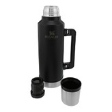 فلاسک استنلی مدل Stanley Legendary Classic Bottle 1.4L – همراهی ایدهآل برای سفر و ماجراجویی