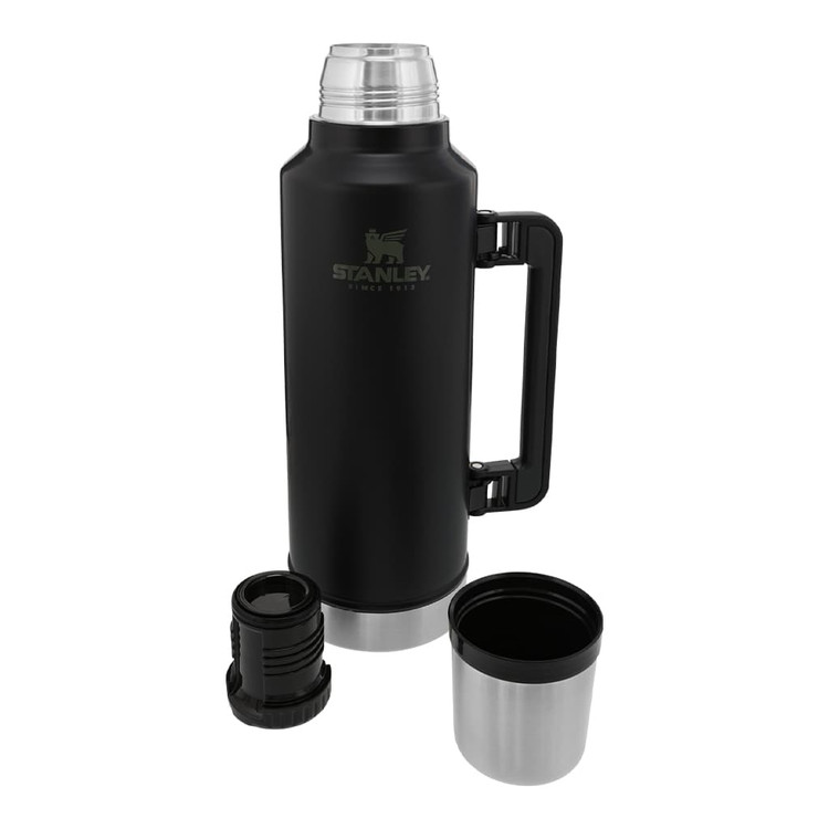 فلاسک استنلی مدل Stanley Legendary Classic Bottle 1.4L – همراهی ایدهآل برای سفر و ماجراجویی