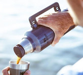 فلاسک استنلی مدل Stanley Legendary Classic Bottle 1.4L – همراهی ایدهآل برای سفر و ماجراجویی