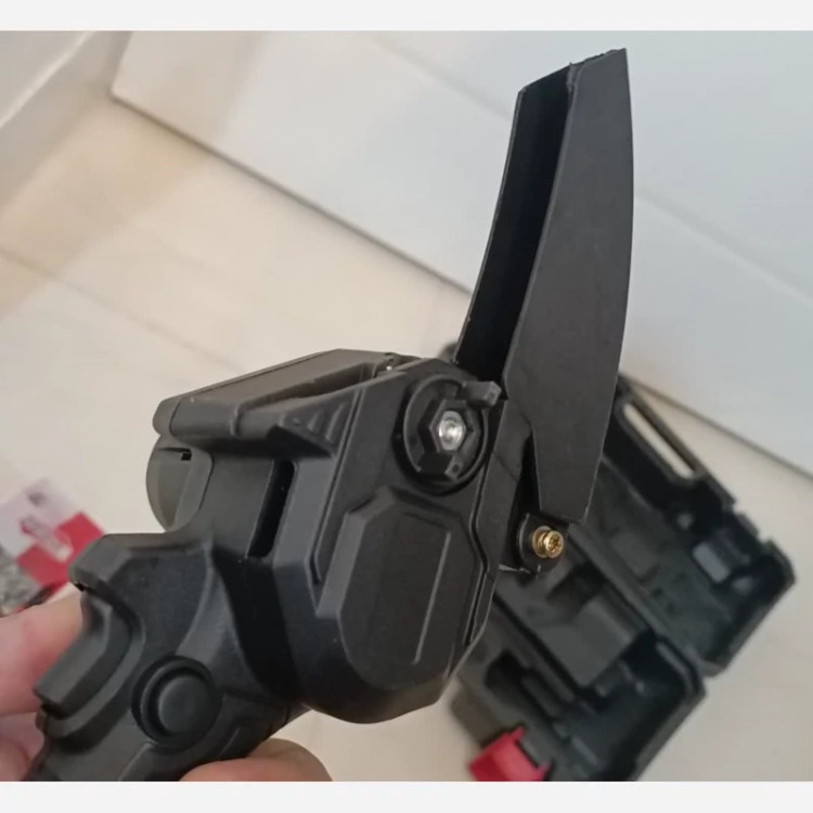 اره زنجیری شارژی 20 سانت مدل پاور مکس 01